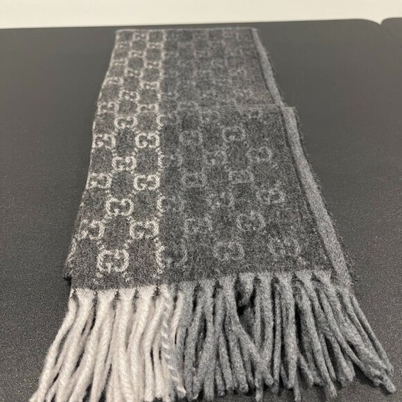 Gucci GG Fringed Cashmere Scarf Gray (C133120) - Picture 1 of 3